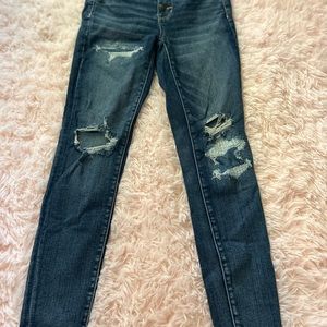 American Eagle High-Waisted skinny jeans